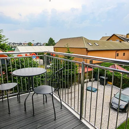 Apart Baltyk Pokoje & Apartamenty Leba Exterior photo